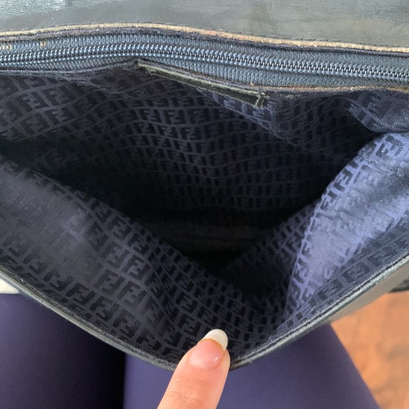 Vintage Fendi Bag! - Picture 8 of 13